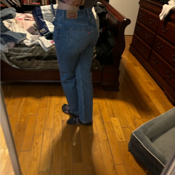 Levi's Women's Straight Leg Jeans in Blue - Picture 3 of 3